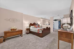 460 Raintree Ct, Glen Ellyn, IL 60137 - Photo 17