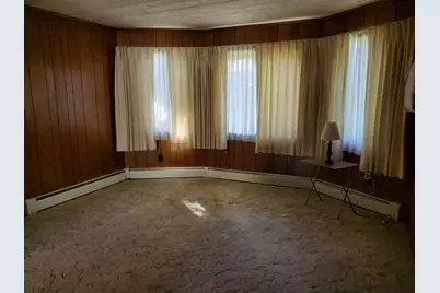 241 E 1st Street, Oglesby, IL 61348 - Photo 3