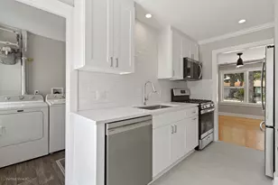 8331 W Gunnison St, Norridge, IL 60706 - Photo 13