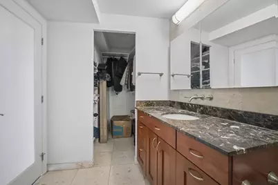 300 N State Street #5504, Chicago, IL 60654 - Photo 15