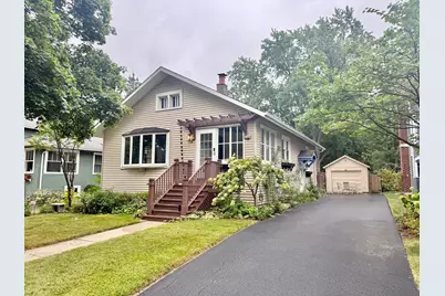 921 Chicago Avenue, Downers Grove, IL 60515 - Photo 1