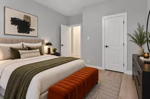 918 W Sunnyside Ave, Chicago, IL 60640 - Photo 13