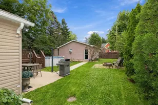 251 Prairie St, Hampshire, IL 60140 - Photo 25