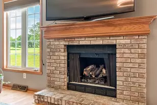 4188 Westlake Village Dr, Winnebago, IL 61088 - Photo 15