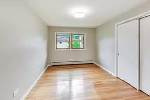16W674 56th Pl, Clarendon Hills, IL 60514 - Photo 7