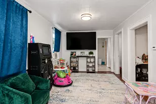 824 Allen St, Belvidere, IL 61008 - Photo 5