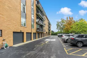 445 N Park Blvd, Glen Ellyn, IL 60137 - Photo 27