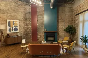 2525 N Sheffield Ave, Chicago, IL 60614 - Photo 3