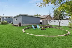 314 Highridge Rd, Lombard, IL 60148 - Photo 21
