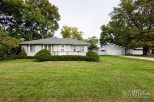 7405 E Canada St, Saint Anne, IL 60964 - Photo 3