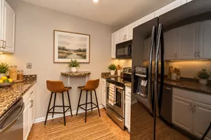 840 E Old Willow Rd, Prospect Heights, IL 60070 - Photo 5