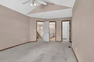 311 S Towanda Ave, Normal, IL 61761 - Photo 21