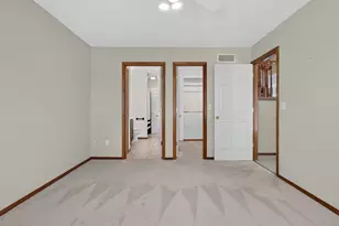 311 S Towanda Ave, Normal, IL 61761 - Photo 33