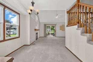 311 S Towanda Ave, Normal, IL 61761 - Photo 5