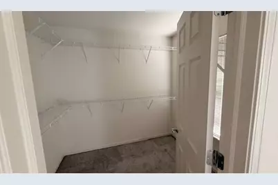 717 N Keystone Lane, Vernon Hills, IL 60061 - Photo 11