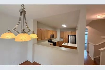 717 N Keystone Lane, Vernon Hills, IL 60061 - Photo 7