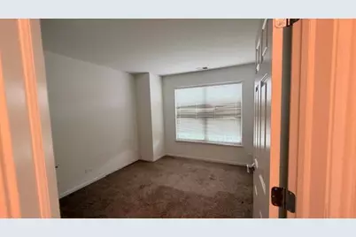 717 N Keystone Lane, Vernon Hills, IL 60061 - Photo 17