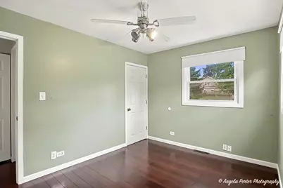 637 N Greenview Avenue, Mundelein, IL 60060 - Photo 19