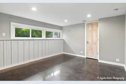 637 N Greenview Avenue, Mundelein, IL 60060 - Photo 13