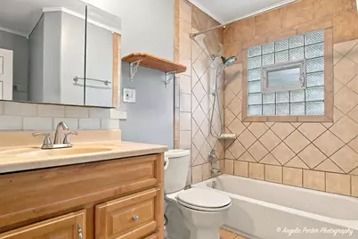 637 N Greenview Avenue, Mundelein, IL 60060 - Photo 21