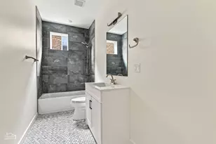 1118 W 19th St, Chicago, IL 60608 - Photo 7