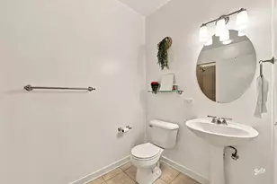 4011 N Francisco Ave, Chicago, IL 60618 - Photo 11