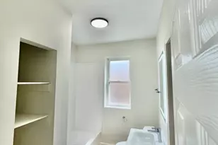 7833 S Colfax Ave, Chicago, IL 60649 - Photo 7