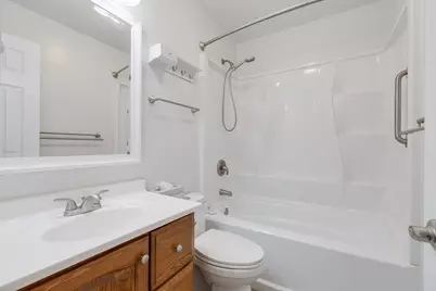 304 Andover Court, Streamwood, IL 60107 - Photo 13