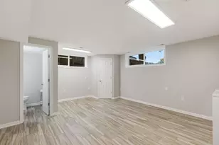 304 Andover Ct, Streamwood, IL 60107 - Photo 15