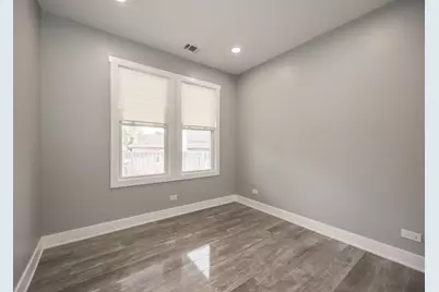 3721 W 57th Street, Chicago, IL 60629 - Photo 11