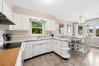 3648 N Overhill Avenue, Chicago, IL 60634 - Photo 11