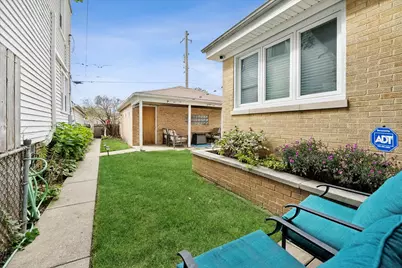 3648 N Overhill Avenue, Chicago, IL 60634 - Photo 23