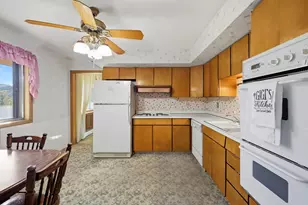 539 Sandy Ln, Des Plaines, IL 60016 - Photo 7