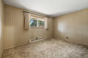 539 Sandy Ln, Des Plaines, IL 60016 - Photo 23