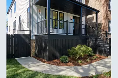 4252 N Hamlin Avenue, Chicago, IL 60618 - Photo 17