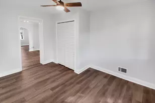 605 E 88th Pl, Chicago, IL 60619 - Photo 21