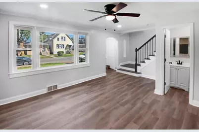 605 E 88th Place, Chicago, IL 60619 - Photo 7