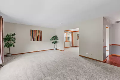 104 Millis Lane, Schaumburg, IL 60193 - Photo 5