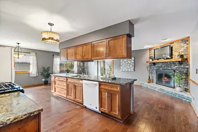 104 Millis Lane, Schaumburg, IL 60193 - Photo 7