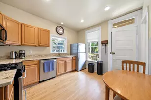 1535 W Grace St, Chicago, IL 60613 - Photo 3