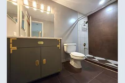 1912 Governors Lane #1912, Hoffman Estates, IL 60169 - Photo 11
