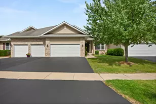 715 Winding Trail, Genoa, IL 60135 - Photo 3