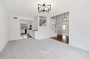 450 Potomac Ln, Elk Grove Village, IL 60007 - Photo 21