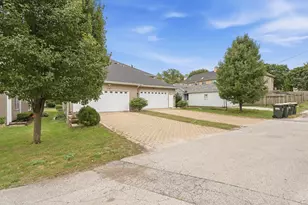 230 S Cass Ave, Westmont, IL 60559 - Photo 45