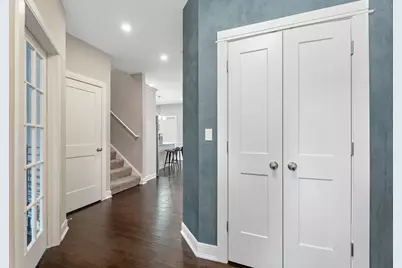 230 S Cass Avenue, Westmont, IL 60559 - Photo 9