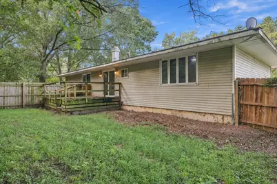 1572 Winnetka Street, Dixon, IL 61021 - Photo 3