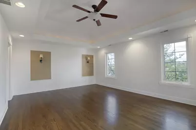 8105 N Oconto Avenue, Niles, IL 60714 - Photo 15