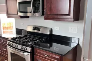 10551 S Kedzie Ave, Chicago, IL 60655 - Photo 7