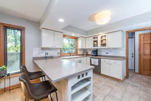 38013 N Russell Ave, Beach Park, IL 60087 - Photo 13