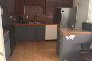 2221 Carmel Blvd, Zion, IL 60099 - Photo 5